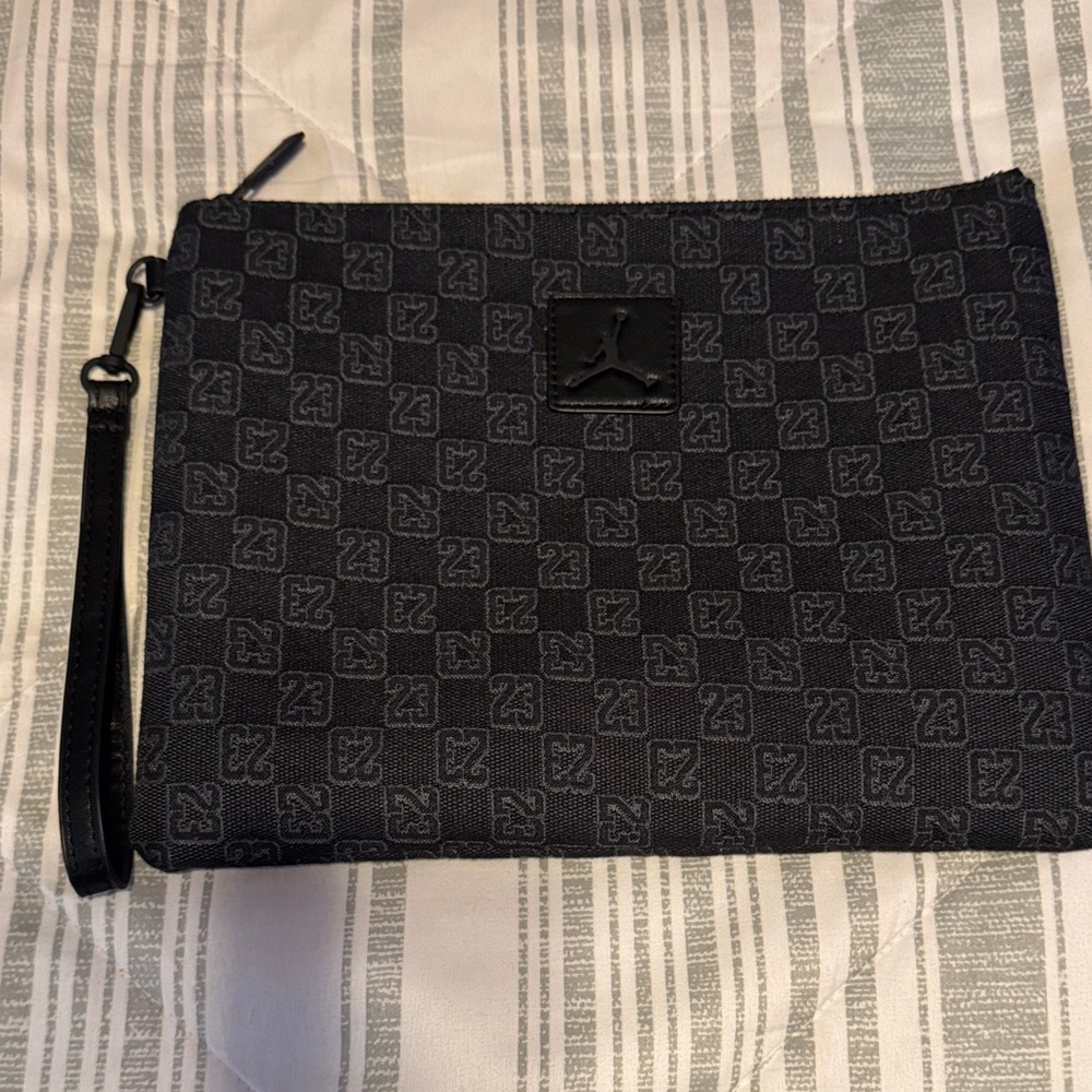 Jordan Black Patterned Toiletry Bag